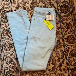Versace Jean BNWT!!!